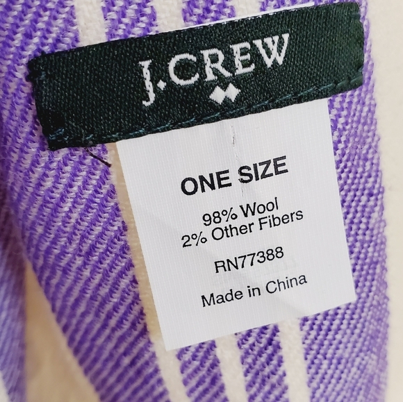 J. CREW women's purple wool large plaid   Scarf - Picture 7 of 10